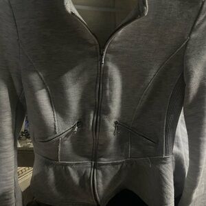 Zara Gray Bomber Jacket with Tailored Fit and Zipper Closure